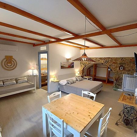 Hotel La Borgata à Tovo San Giacomo Extérieur photo
