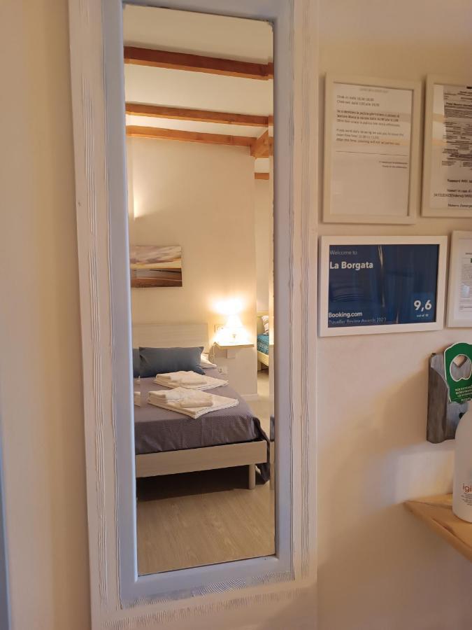 Hotel La Borgata à Tovo San Giacomo Extérieur photo