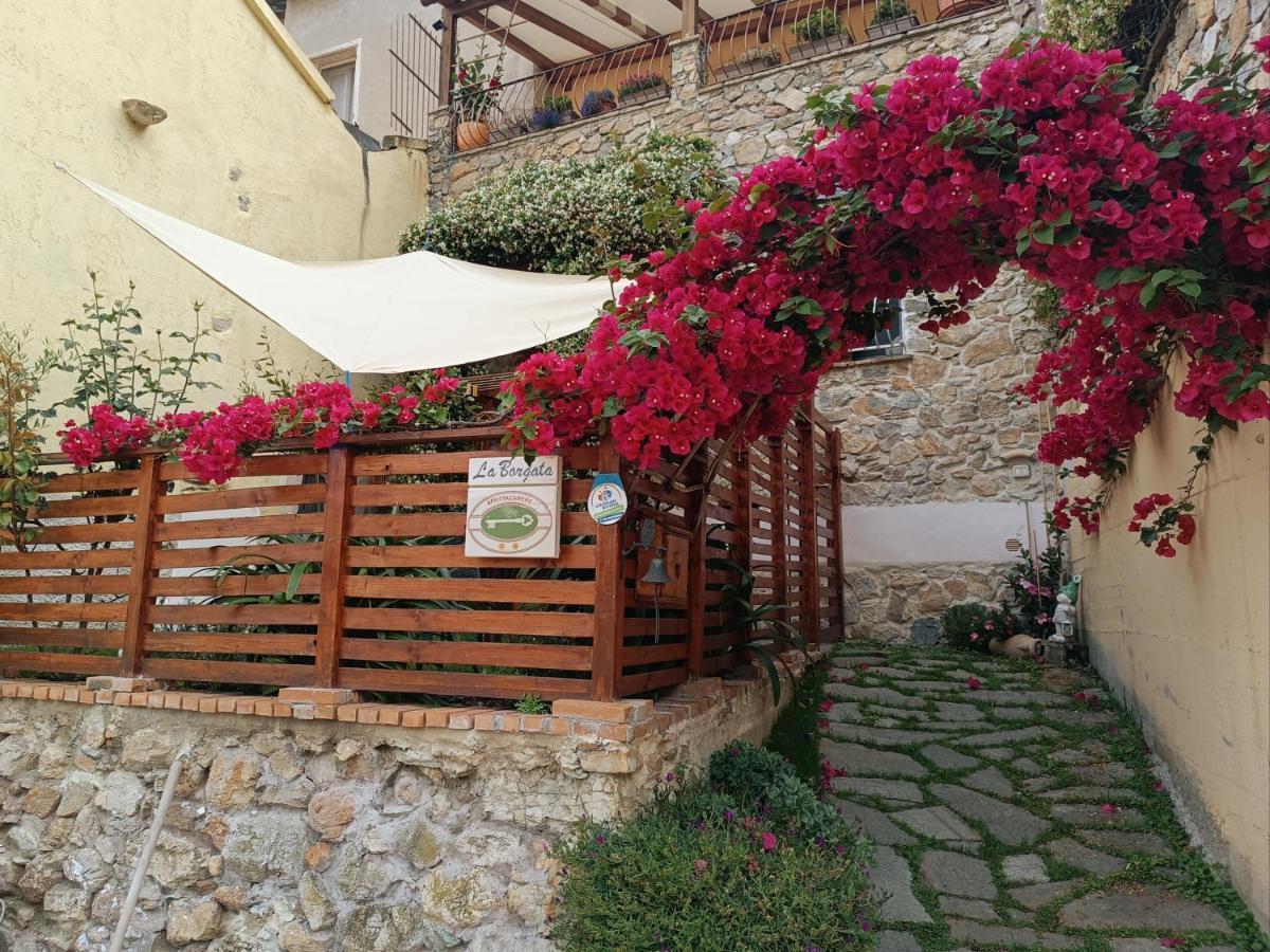 Hotel La Borgata à Tovo San Giacomo Extérieur photo