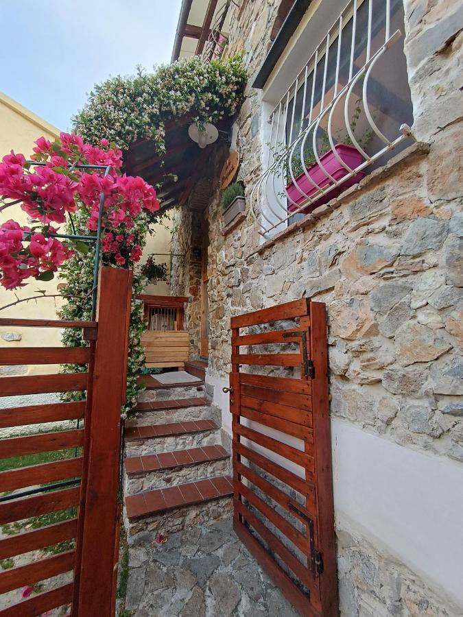 Hotel La Borgata à Tovo San Giacomo Extérieur photo